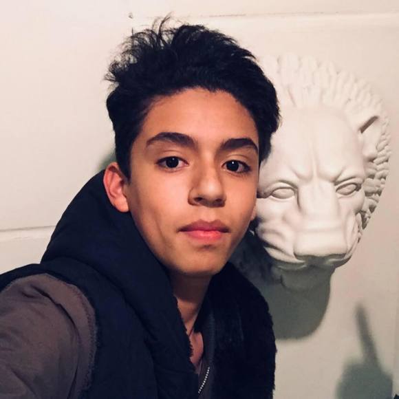 Meet your Posher, Aaron arturo - Picture 1 of 1